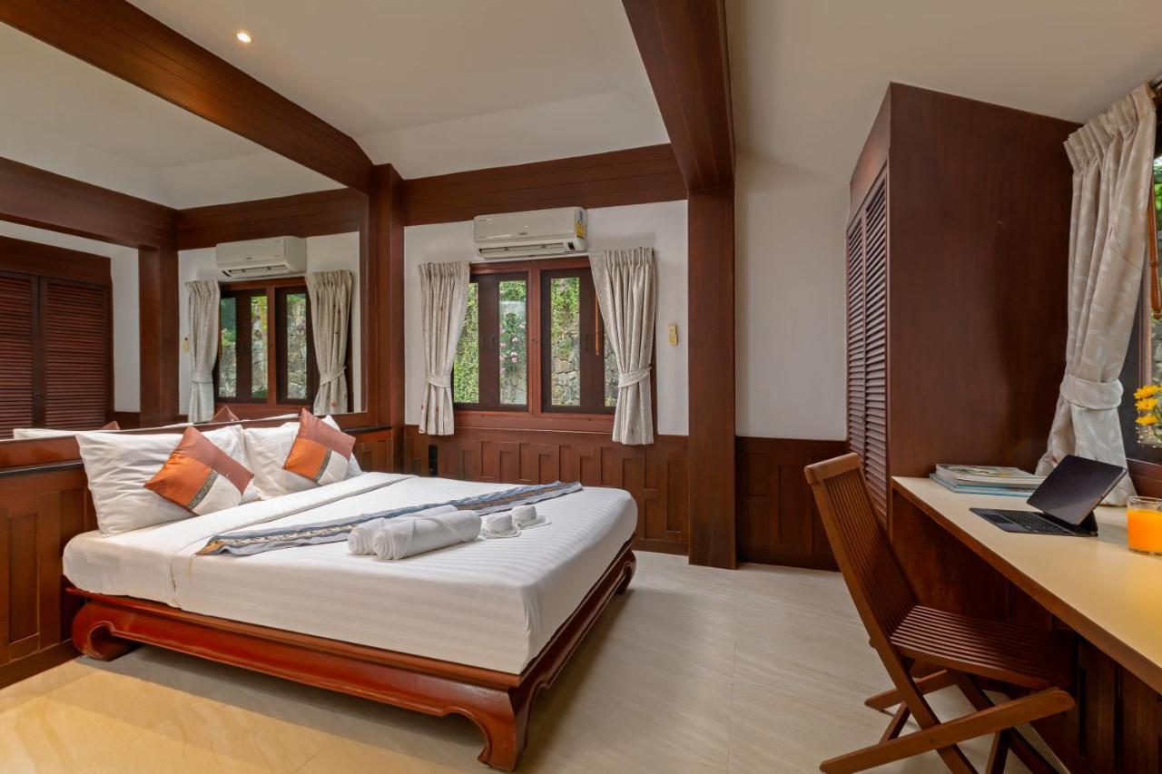 Nakawanna Villa Phuket Extérieur photo