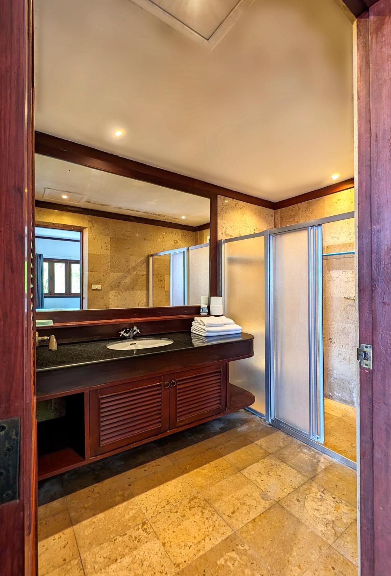 Nakawanna Villa Phuket Extérieur photo